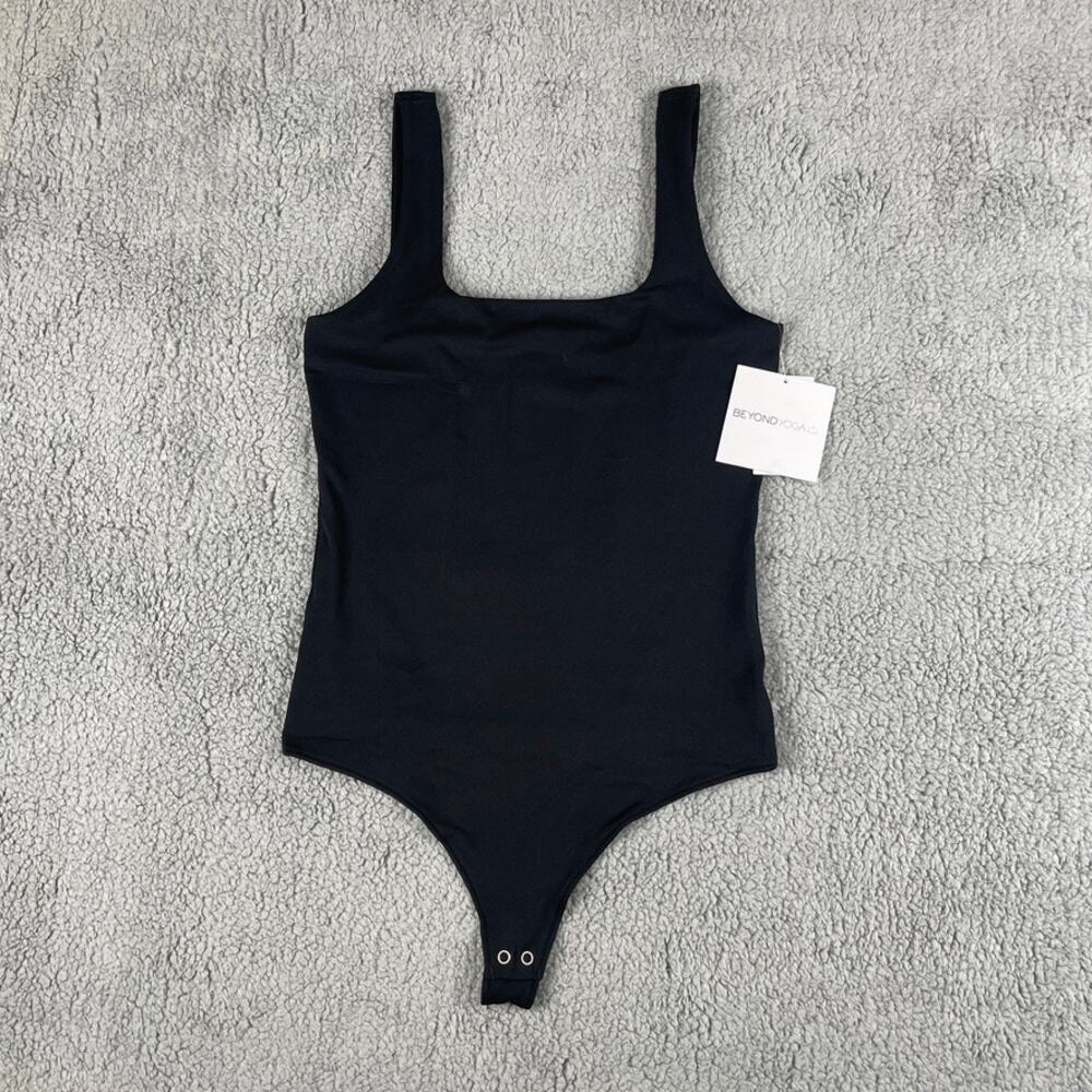 Beyond Yoga Women's Medium BLK Polyester Elastane Base Tank Sleeveless Bodysuit
